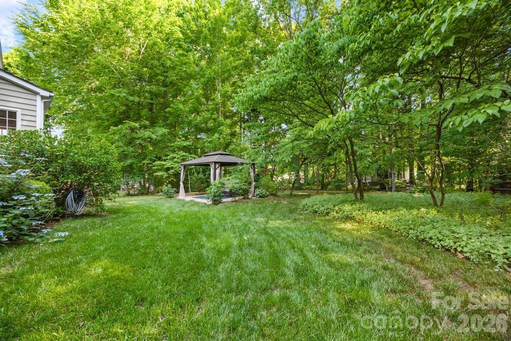 Huntersville, North Carolina, 28078, United States, 4 Bedrooms Bedrooms, ,3 BathroomsBathrooms,Residential,For Sale,2035825