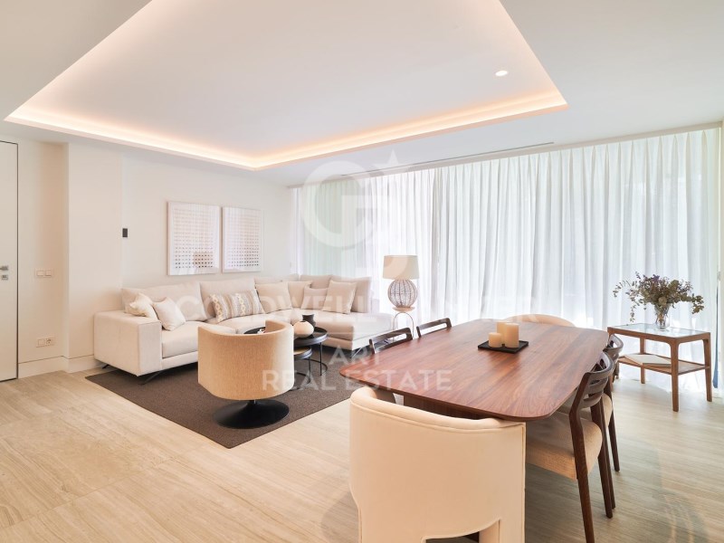 Estepona, Andalusia, ES, 3 Bedrooms Bedrooms, ,3 BathroomsBathrooms,Residential,For Sale,1827204