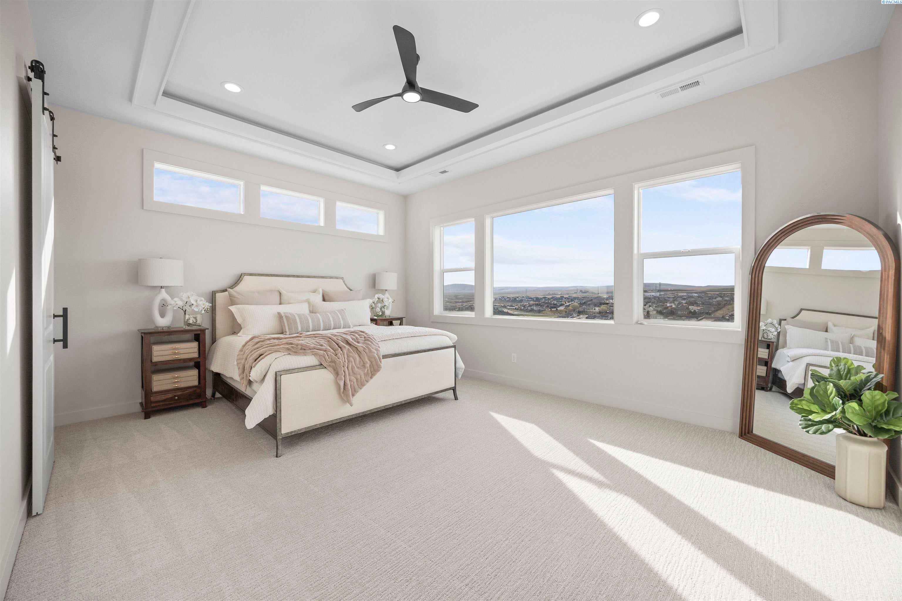 Kennewick, Washington, 99338, United States, 4 Bedrooms Bedrooms, ,4 BathroomsBathrooms,Residential,For Sale,2023232
