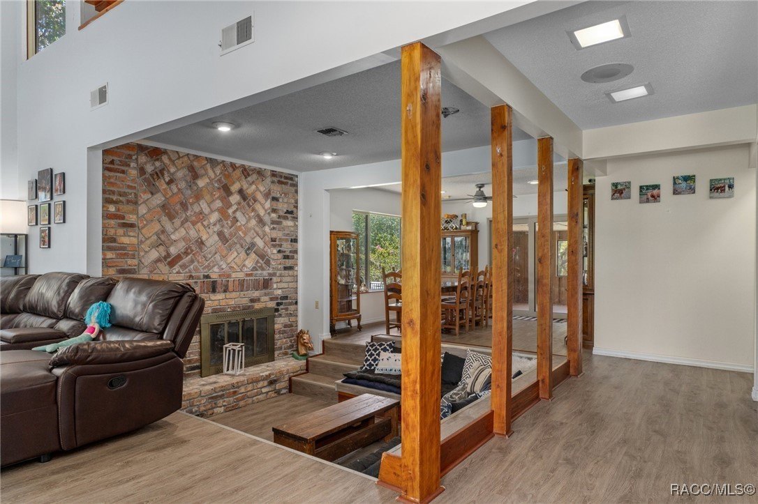 Inverness, Florida, 34453, United States, 6 Bedrooms Bedrooms, ,4 BathroomsBathrooms,Residential,For Sale,1975798