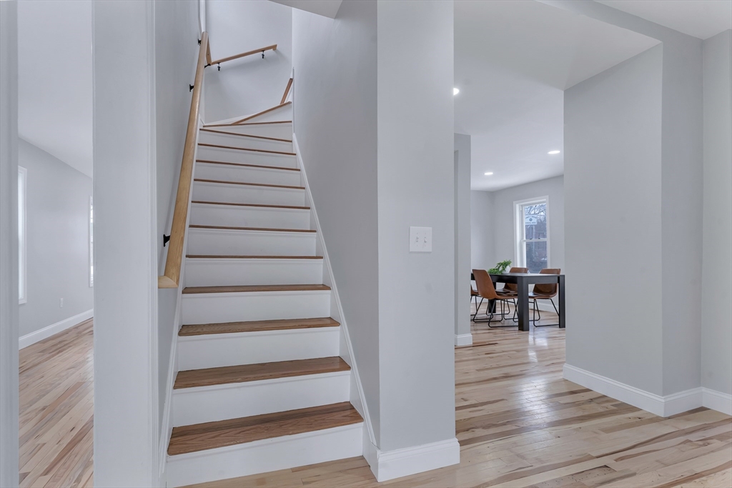 Dedham, Massachusetts, 02026, United States, 3 Bedrooms Bedrooms, ,2 BathroomsBathrooms,Residential,For Sale,2040275