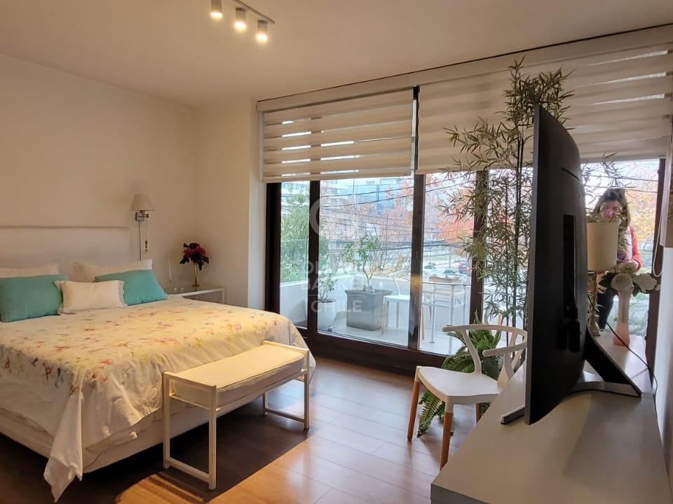 Vitacura, Chile, 3 Bedrooms Bedrooms, ,3 BathroomsBathrooms,Residential,For Sale,1946968