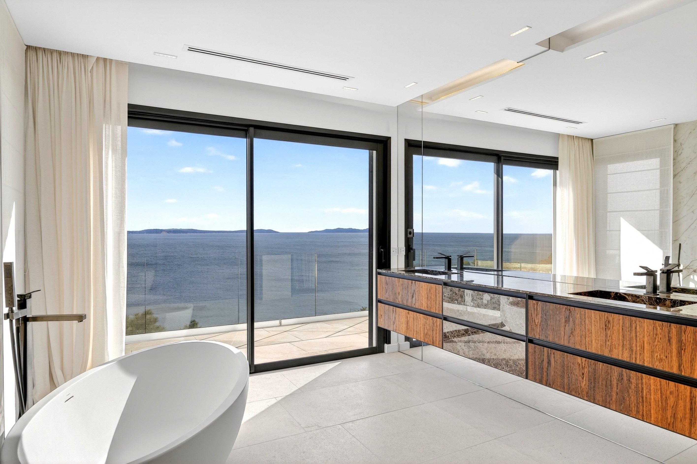  Rayol Canadel – Exceptional Contemporary Villa with Panoramic Sea View over Cap… - 物件實景