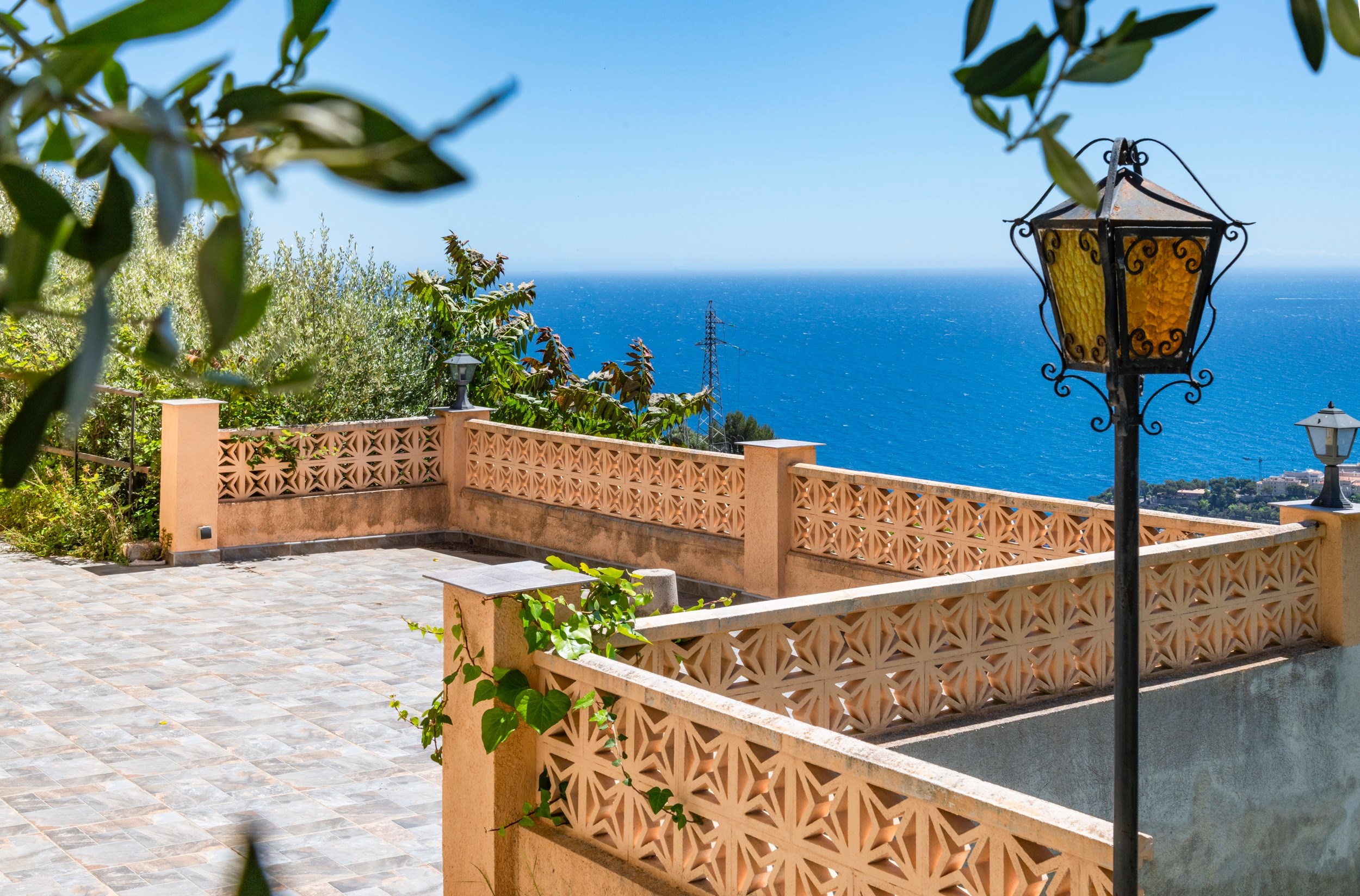  Provençal villa to renovate with sea and Monaco views, close to Beausoleil - 物件實景