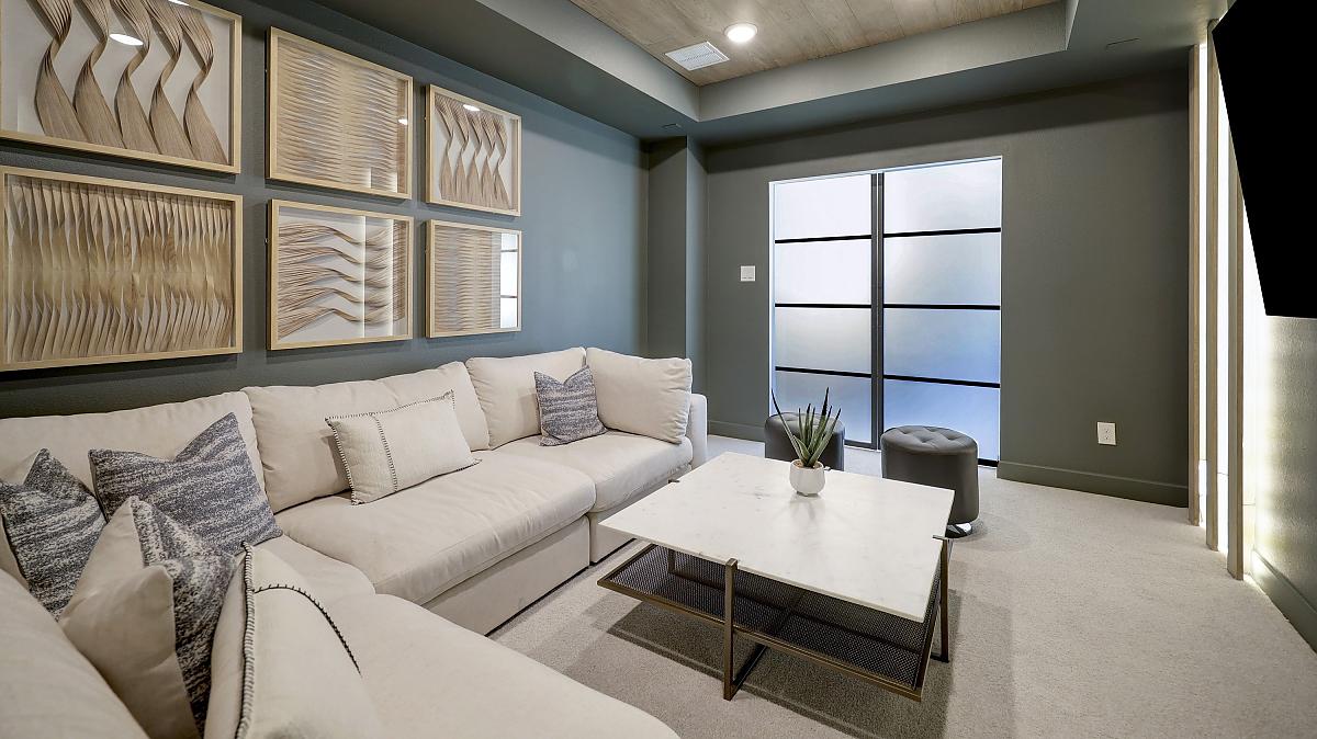 Georgetown, Texas, 78628, United States, 5 Bedrooms Bedrooms, ,5 BathroomsBathrooms,Residential,For Sale,1989408