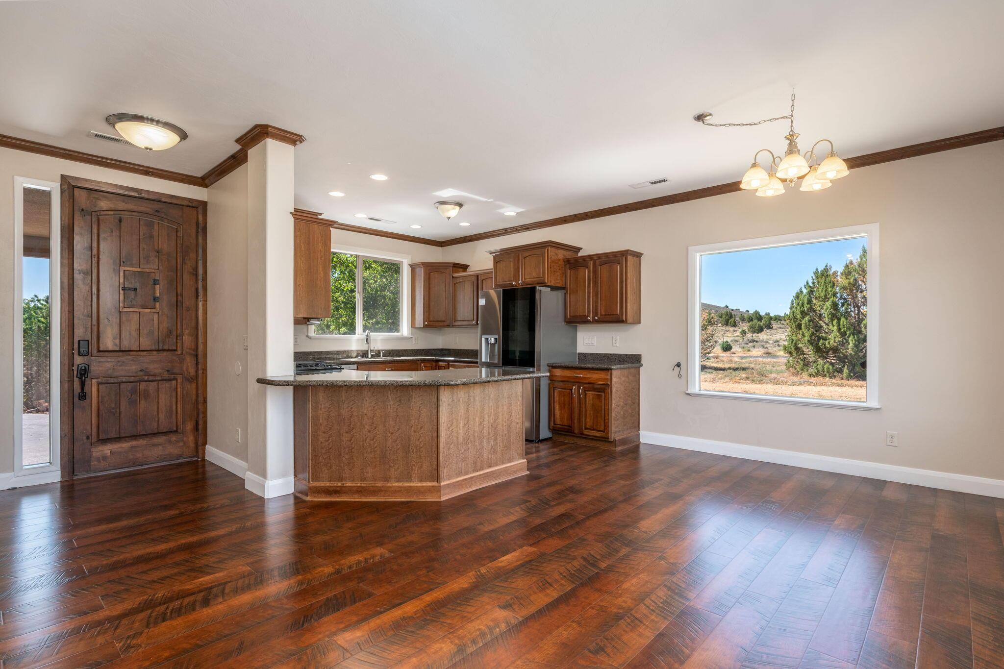 Dammeron Valley, Utah, 84783, United States, 5 Bedrooms Bedrooms, ,3 BathroomsBathrooms,Residential,For Sale,1920558