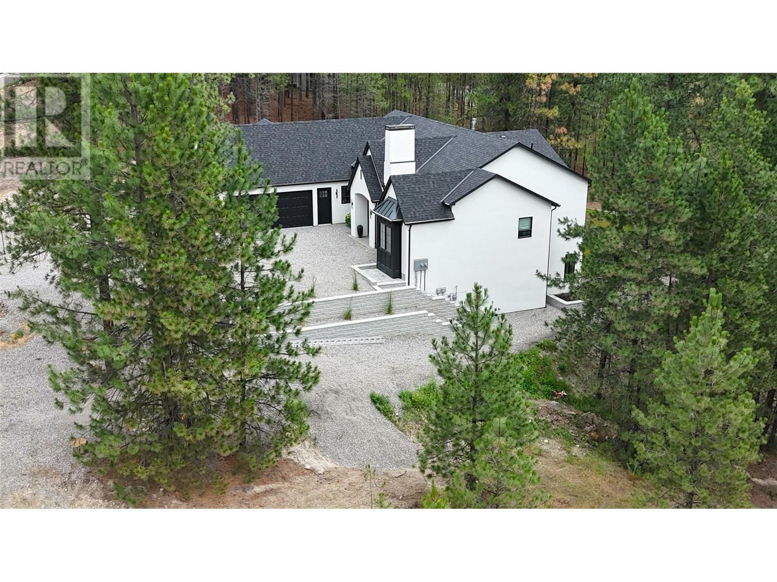 GRAND FORKS, British Columbia, V0H 1H2, CA, 5 Bedrooms Bedrooms, ,5 BathroomsBathrooms,Residential,For Sale,1868553