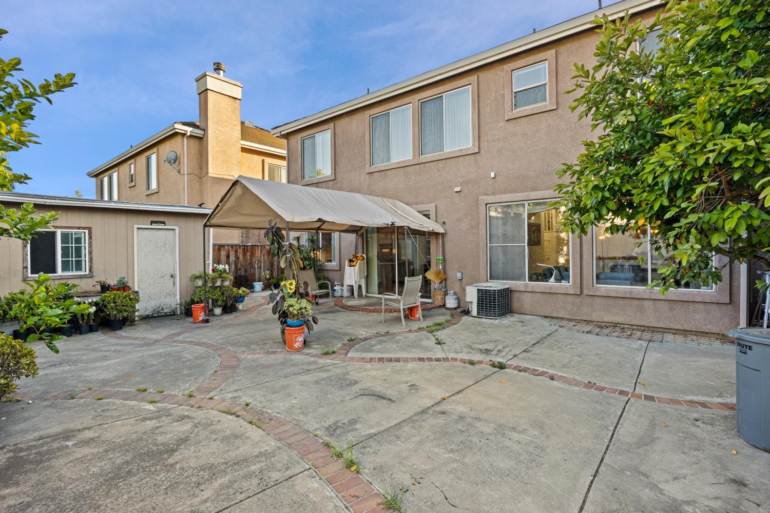 San Jose, California, 95132, United States, 5 Bedrooms Bedrooms, ,3 BathroomsBathrooms,Residential,For Sale,2048676