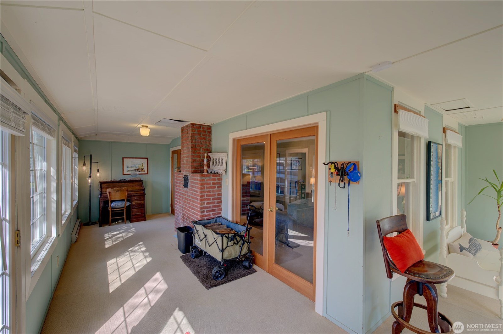 Seaview, Washington, 98644, United States, 4 Bedrooms Bedrooms, ,1 BathroomBathrooms,Residential,For Sale,1922950