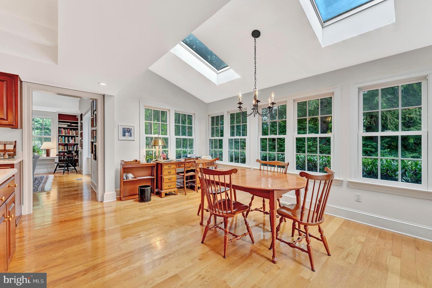 Princeton, New Jersey, 08540, United States, 5 Bedrooms Bedrooms, ,5 BathroomsBathrooms,Residential,For Sale,1947040