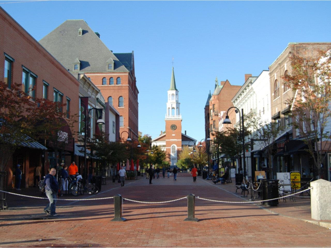 Burlington, Vermont, 05401, United States, 6 Bedrooms Bedrooms, ,2 BathroomsBathrooms,Residential,For Sale,1729174