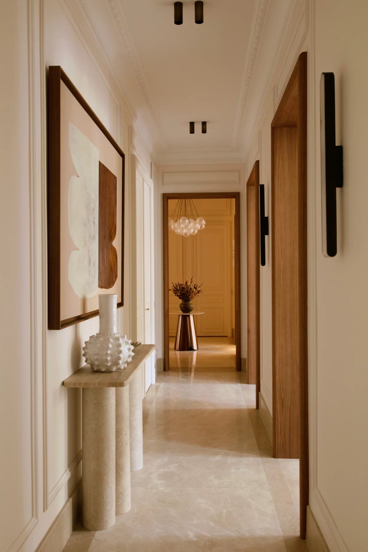 Paris 8th, Île-de-France, 75008, FR, 3 Bedrooms Bedrooms, ,3 BathroomsBathrooms,Residential,For Sale,1491414