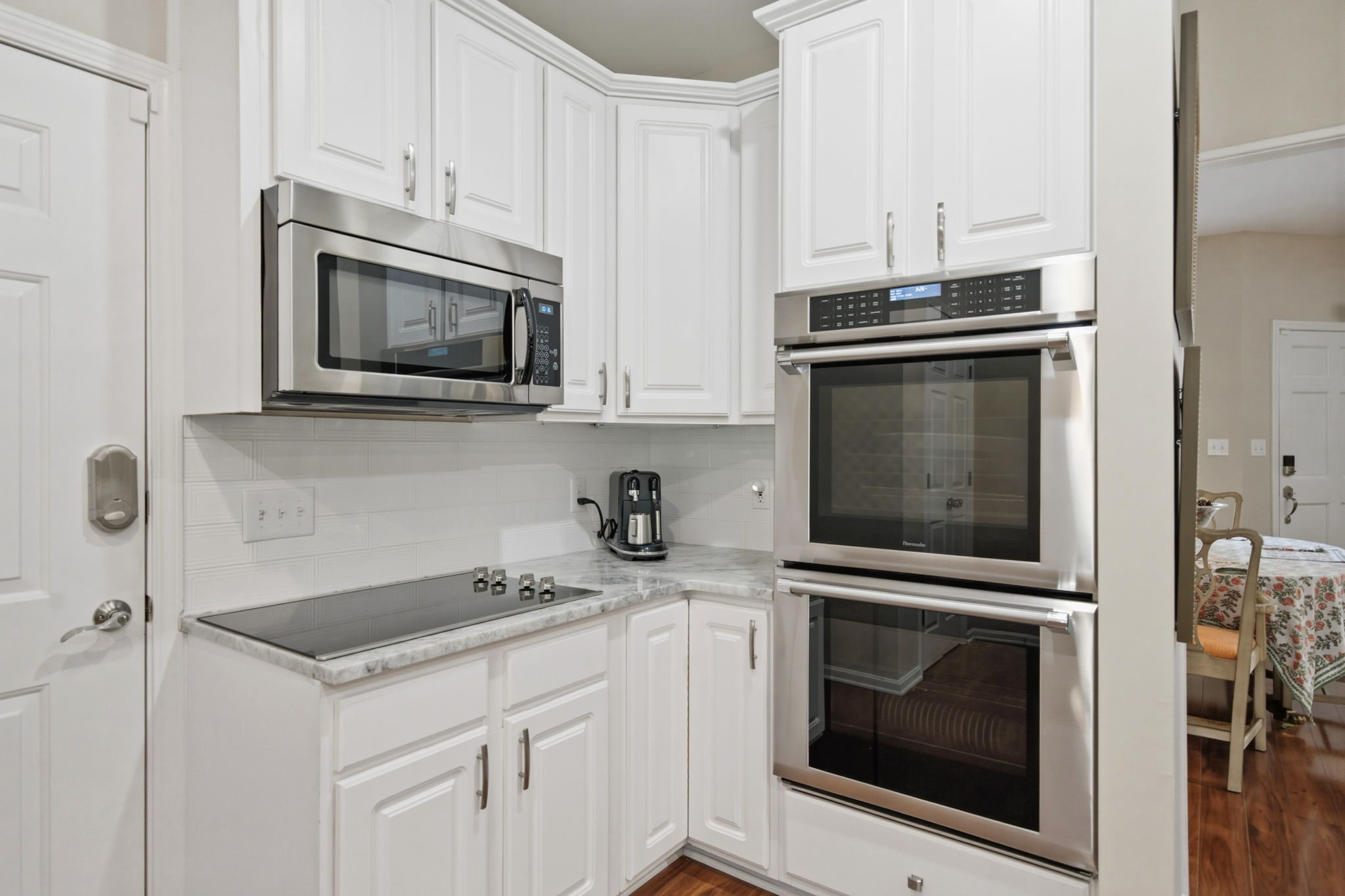  5403 Indian Woods Drive, Louisville, KY 40207 - 物件實景