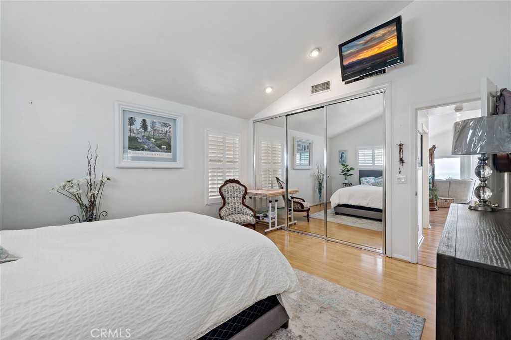 Carlsbad, California, 92011, United States, 2 Bedrooms Bedrooms, ,2 BathroomsBathrooms,Residential,For Sale,1977737