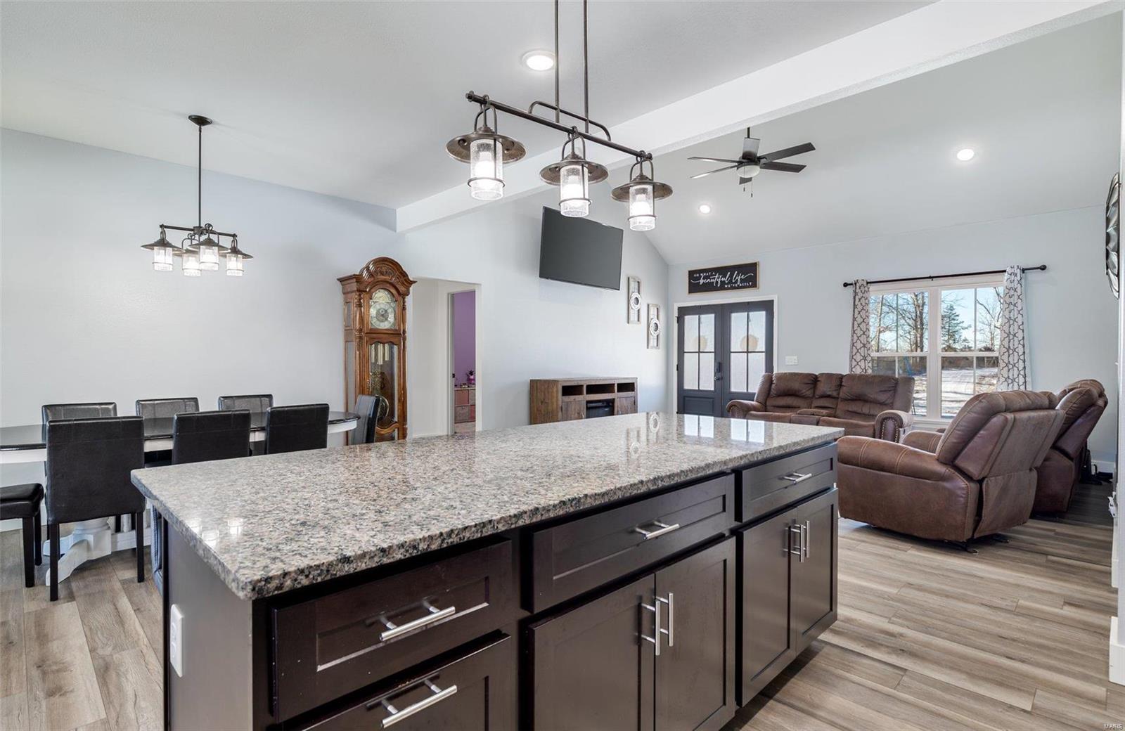 16 Chestnut Crossing, Farmington, Missouri, 63640, United States, 4 Bedrooms Bedrooms, ,3 BathroomsBathrooms,Residential,For Sale,16 Chestnut Crossing,1610348