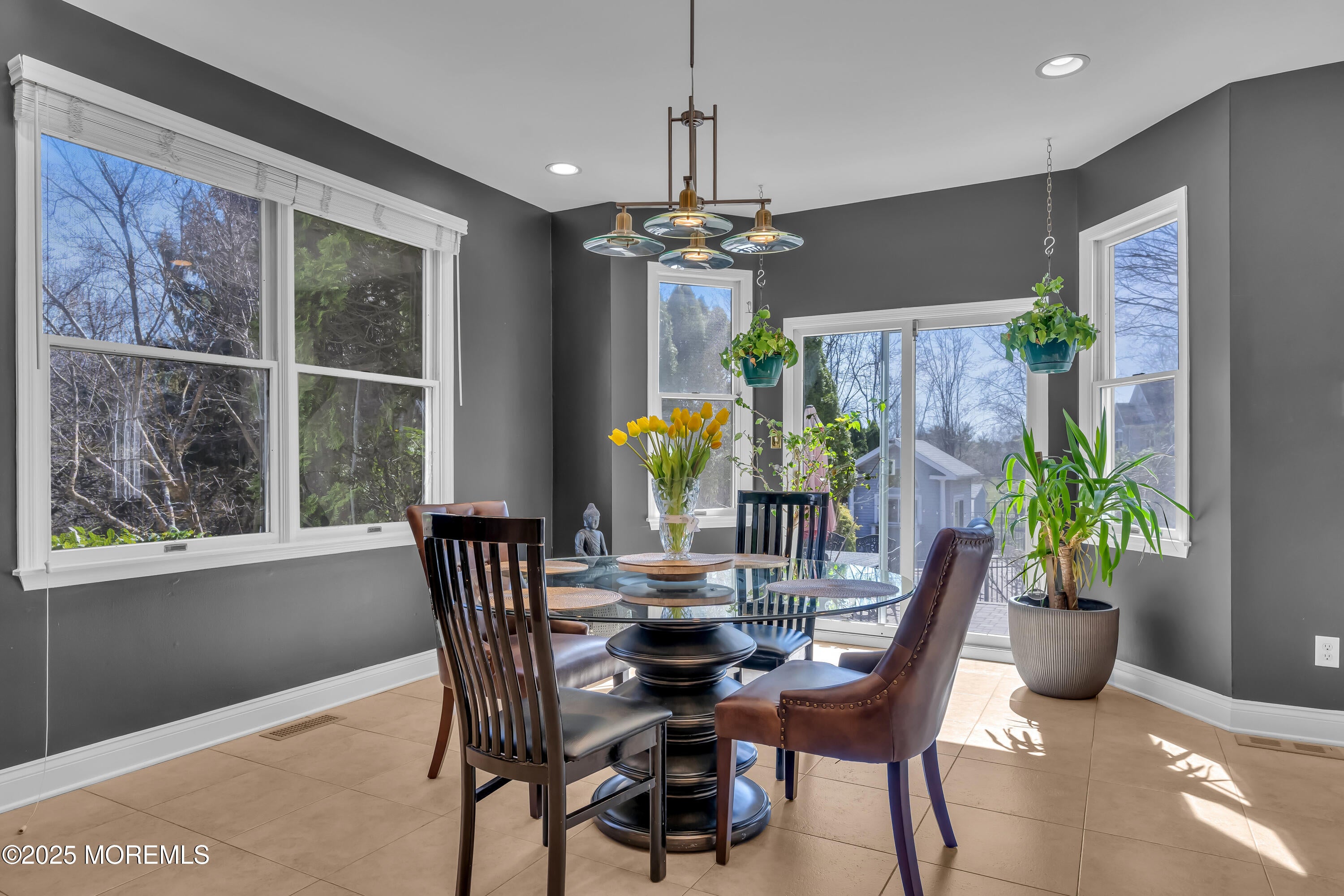 Manalapan, New Jersey, 07726, United States, 6 Bedrooms Bedrooms, ,5 BathroomsBathrooms,Residential,For Sale,1976013