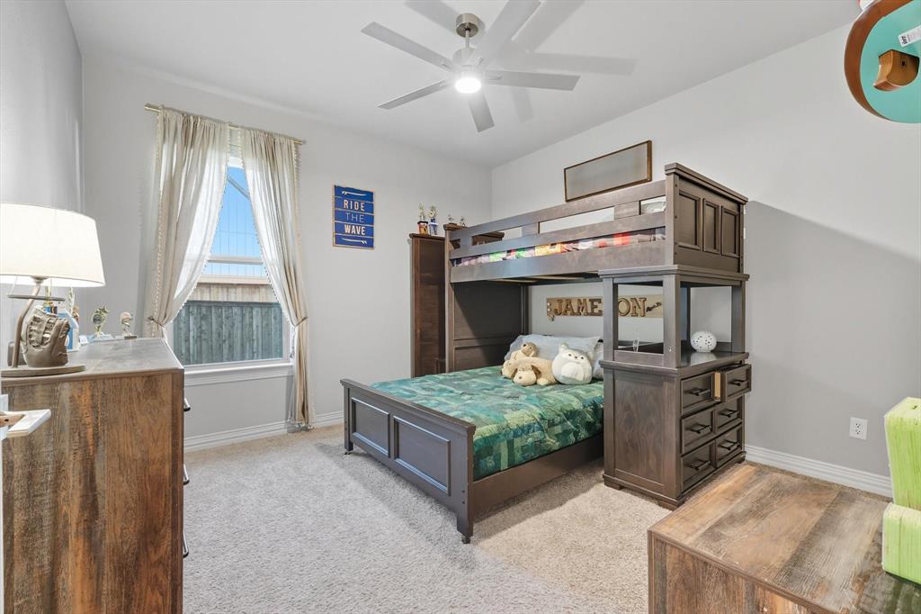 Midlothian, Texas, 76065, United States, 4 Bedrooms Bedrooms, ,3 BathroomsBathrooms,Residential,For Sale,1950999