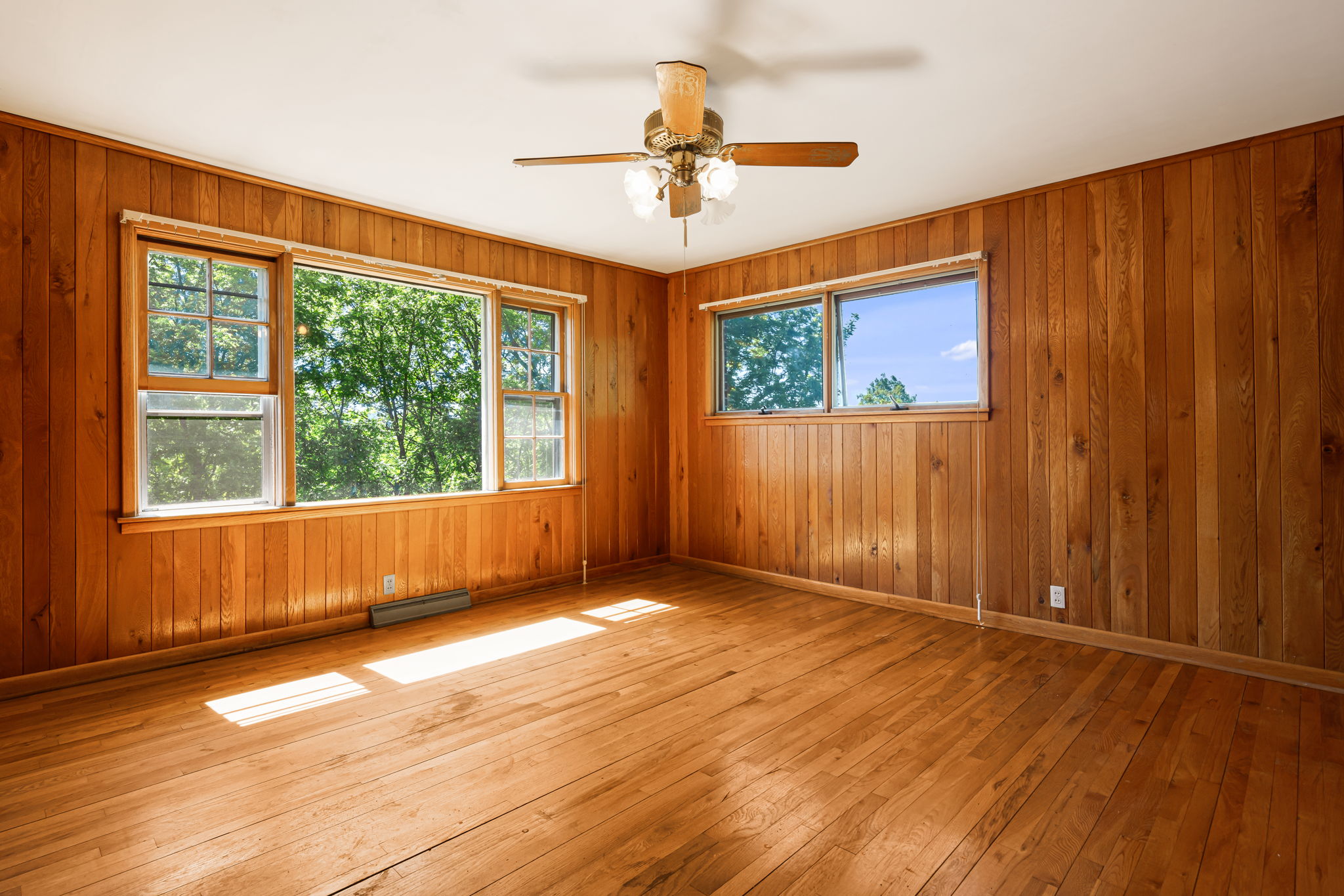 Mars Hill, North Carolina, 28754, United States, 5 Bedrooms Bedrooms, ,3 BathroomsBathrooms,Residential,For Sale,2049468
