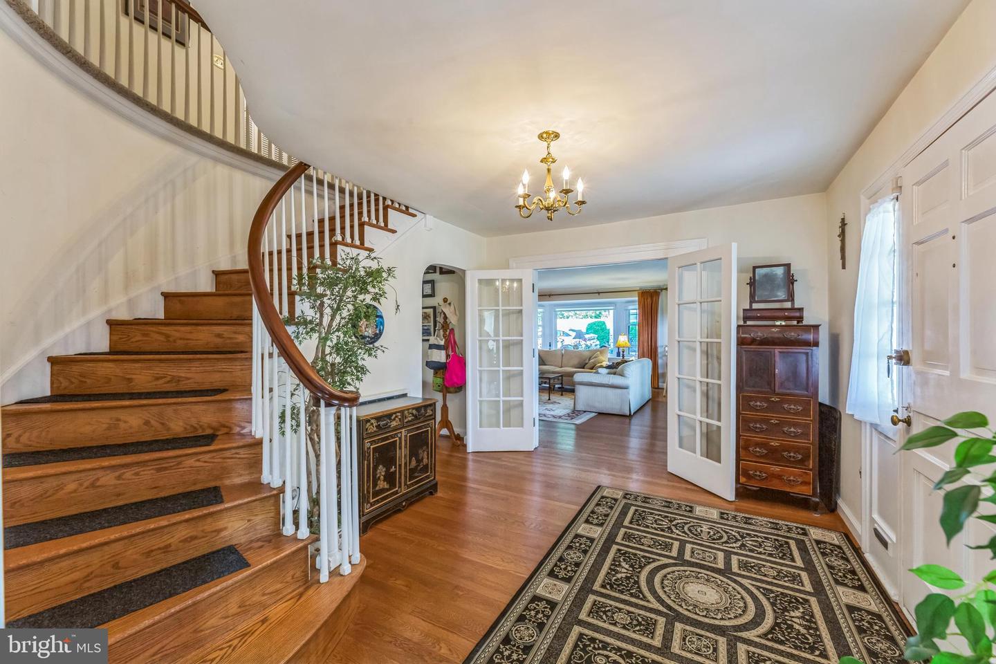 Drexel Hill, Pennsylvania, 19026, United States, 5 Bedrooms Bedrooms, ,6 BathroomsBathrooms,Residential,For Sale,1934182