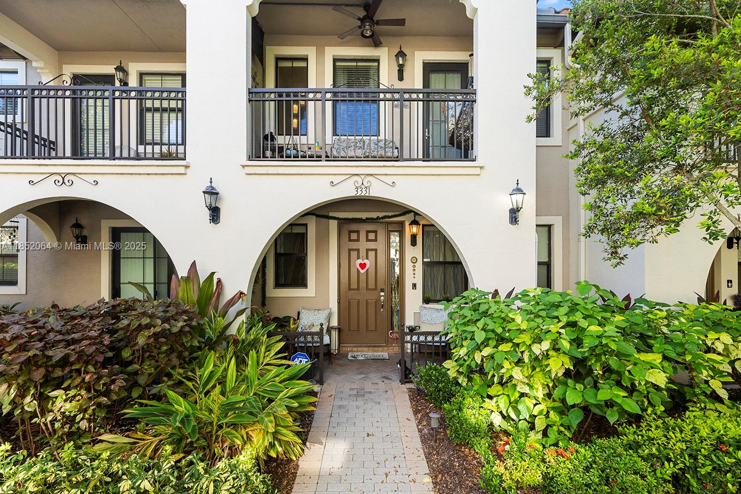 Sunrise, Florida, 33323, United States, 3 Bedrooms Bedrooms, ,3 BathroomsBathrooms,Residential,For Sale,1908528