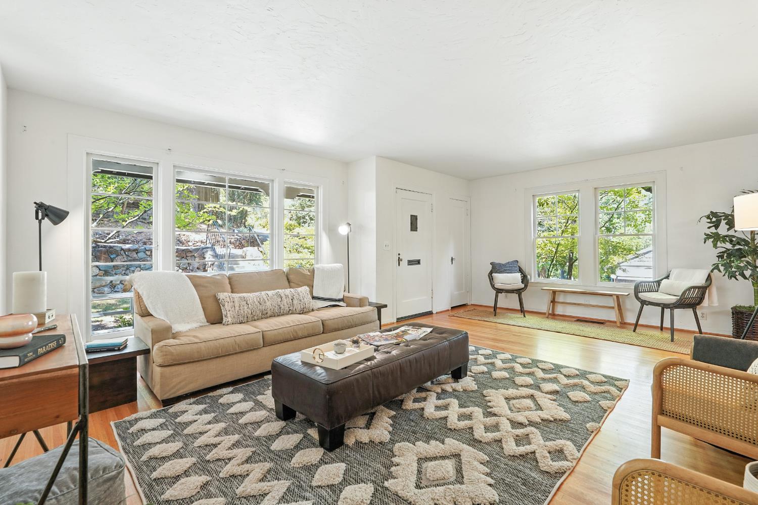 Auburn, California, 95603, United States, 3 Bedrooms Bedrooms, ,3 BathroomsBathrooms,Residential,For Sale,1955414