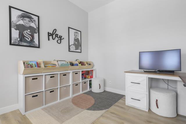 La Quinta, California, 92253, United States, 3 Bedrooms Bedrooms, ,3 BathroomsBathrooms,Residential,For Sale,1978916