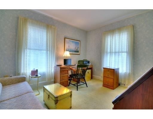 Quincy, Massachusetts, 02169, United States, 4 Bedrooms Bedrooms, ,2 BathroomsBathrooms,Residential,For Sale,1942556