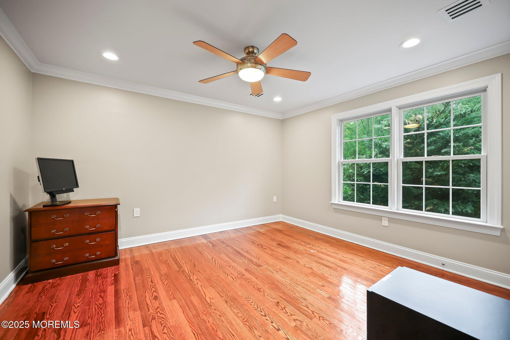 Millstone, New Jersey, 07726, United States, 5 Bedrooms Bedrooms, ,4 BathroomsBathrooms,Residential,For Sale,1804115