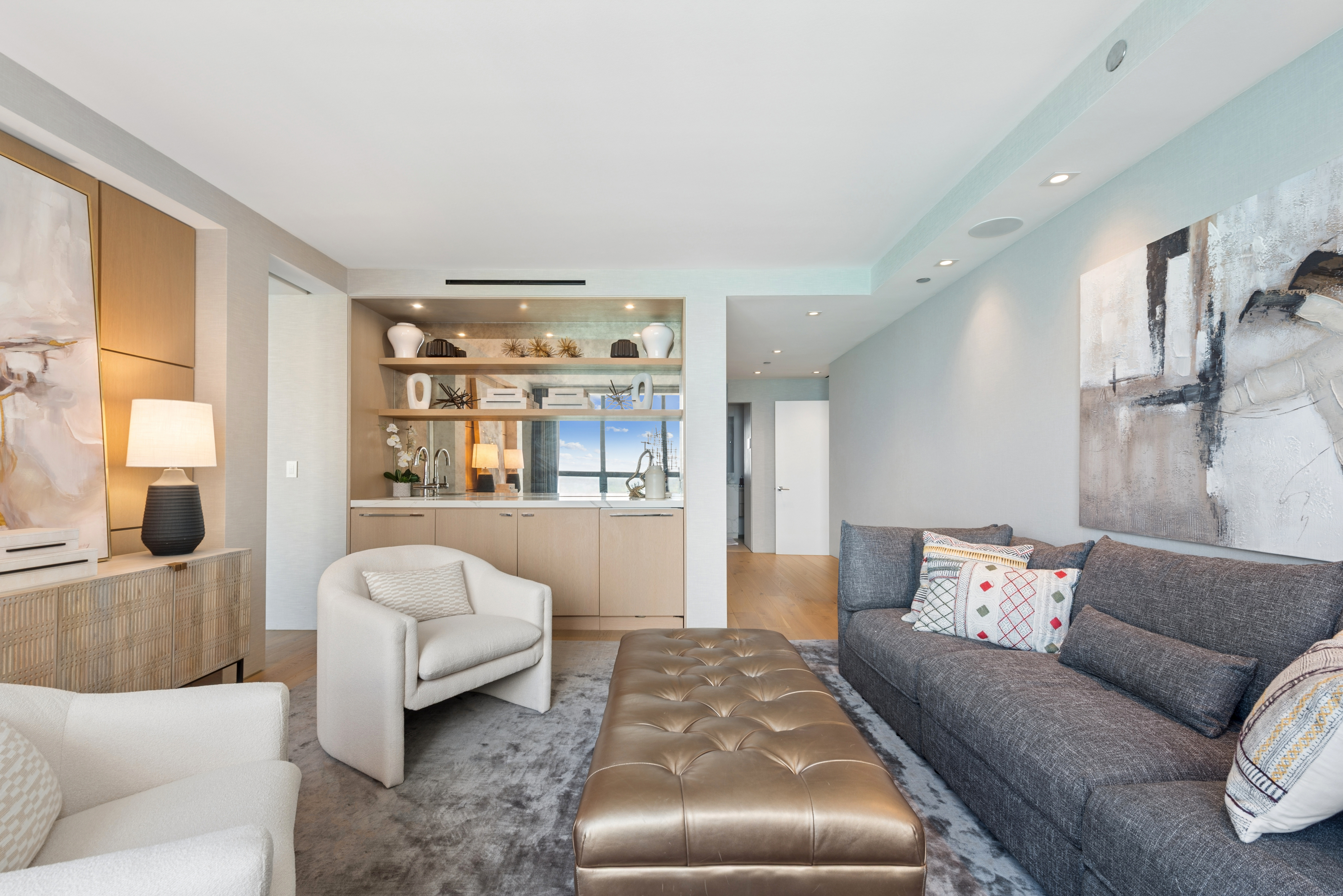  Refined Blend of Classic Architecture and Modern Design - 物件實景