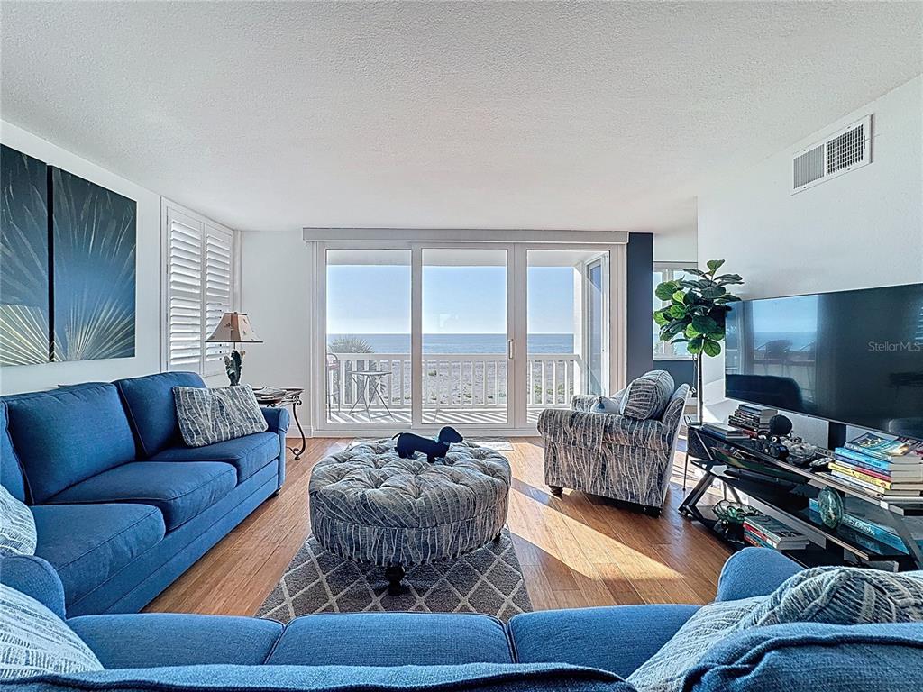 Venice, Florida, 34285, United States, 2 Bedrooms Bedrooms, ,2 BathroomsBathrooms,Residential,For Sale,1999617