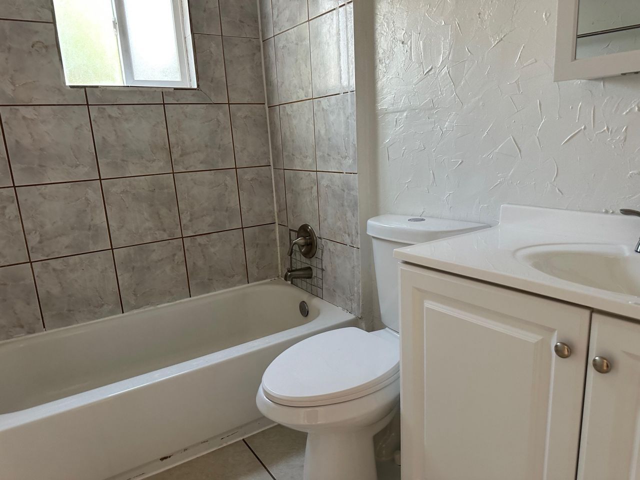 Albuquerque, New Mexico, 87107, United States, 2 Bedrooms Bedrooms, ,Residential,For Sale,1924659