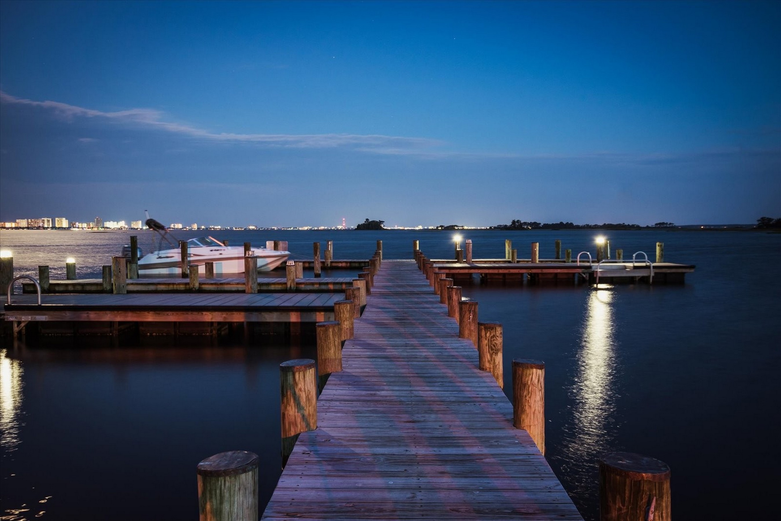  22072 Seaport Square - 物件實景