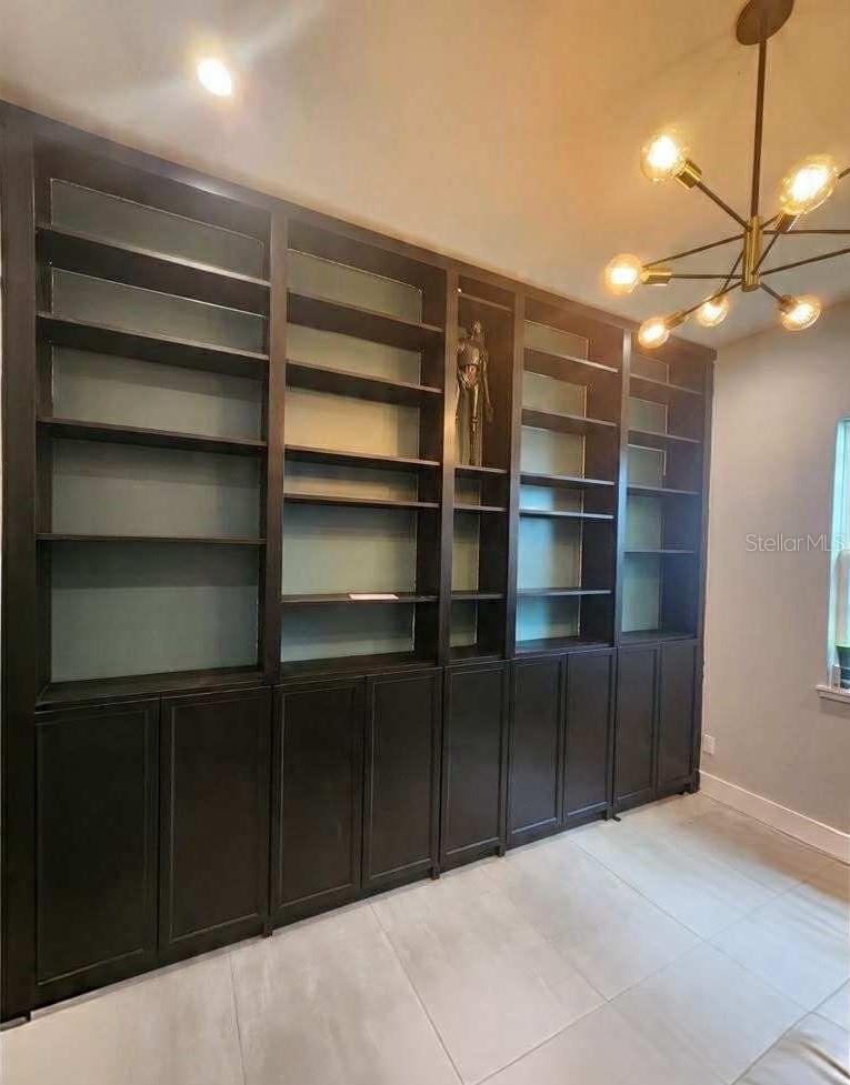 ORLANDO, Florida, 32806, United States, 4 Bedrooms Bedrooms, ,3 BathroomsBathrooms,Residential,For Sale,1923466