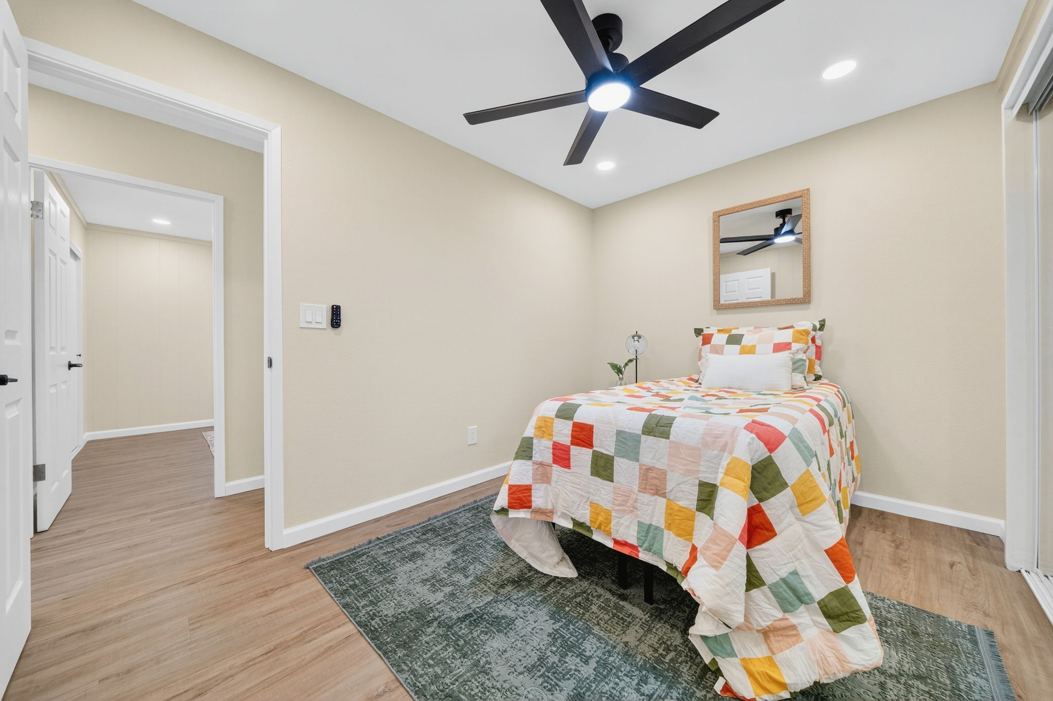 Honolulu, Hawaii, 96818, United States, 4 Bedrooms Bedrooms, ,4 BathroomsBathrooms,Residential,For Sale,2007893