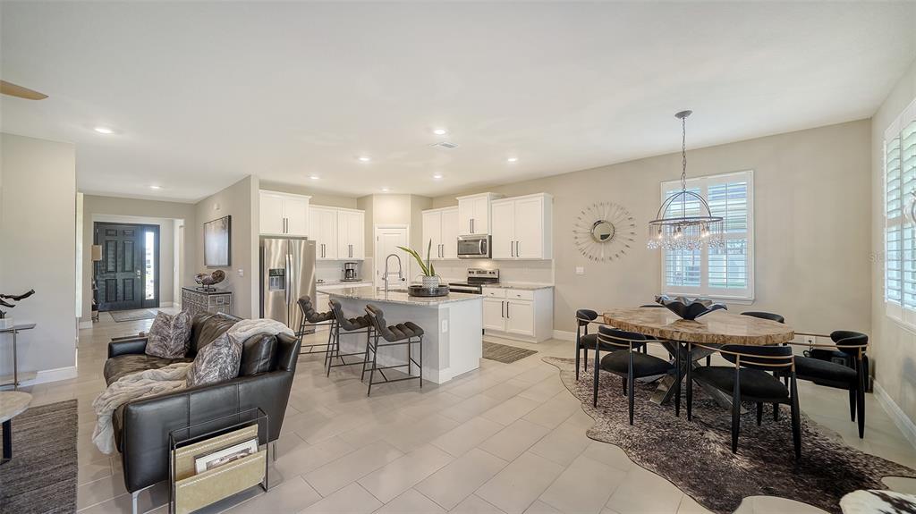 Bradenton, Florida, 34211, United States, 4 Bedrooms Bedrooms, ,3 BathroomsBathrooms,Residential,For Sale,1736682