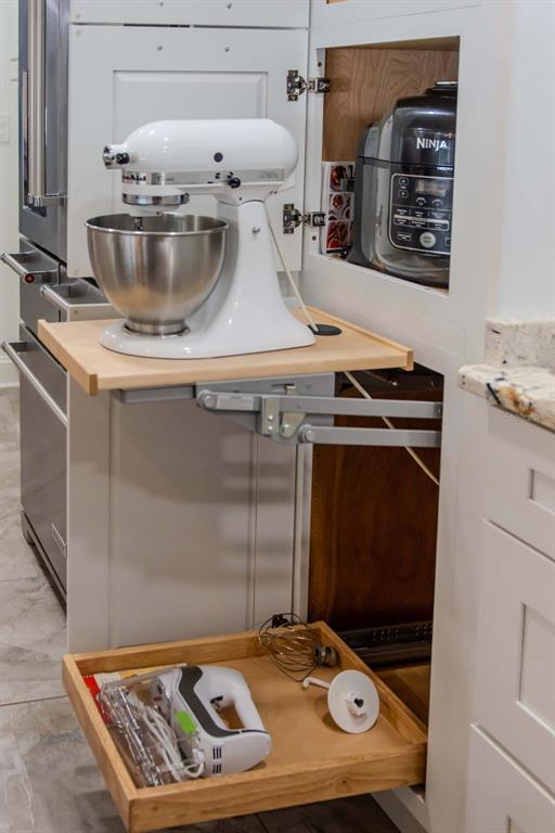 Clearwater, Florida, 33761, United States, 5 Bedrooms Bedrooms, ,3 BathroomsBathrooms,Residential,For Sale,1991990