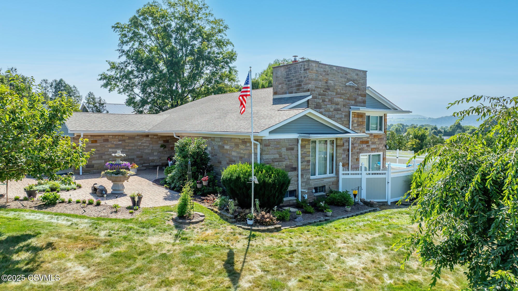 Berwick, Pennsylvania, 18603, United States, 4 Bedrooms Bedrooms, ,3 BathroomsBathrooms,Residential,For Sale,1979458
