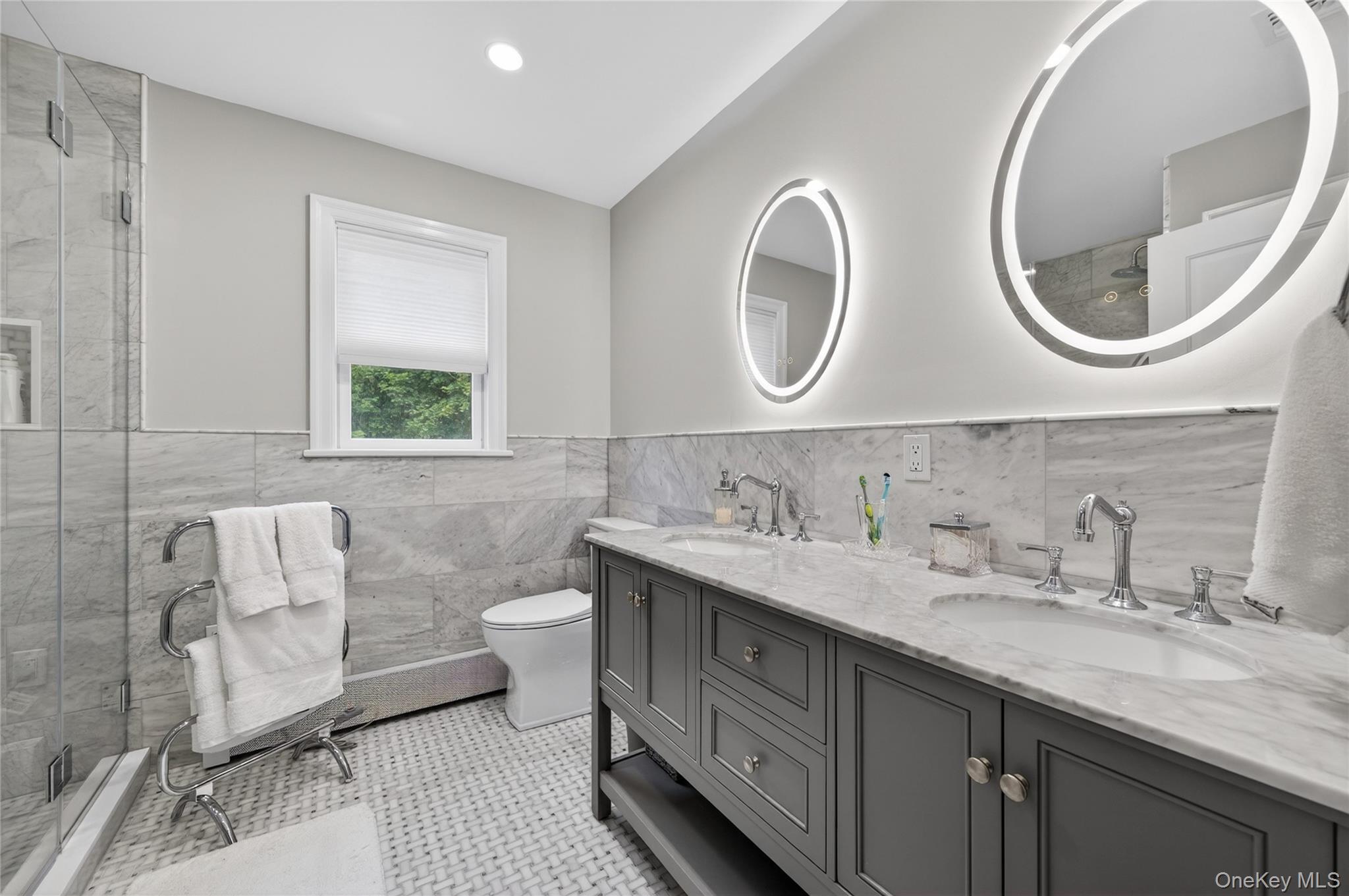  14 Mayfair Drive, Huntington, NY, 11743 - 物件實景