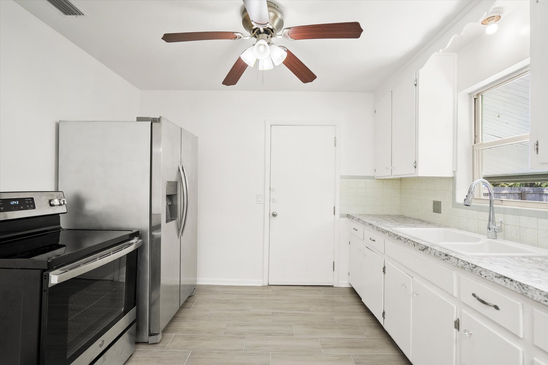  2125 W Lou Drive, Jacksonville, FL, 32216 - 物件實景