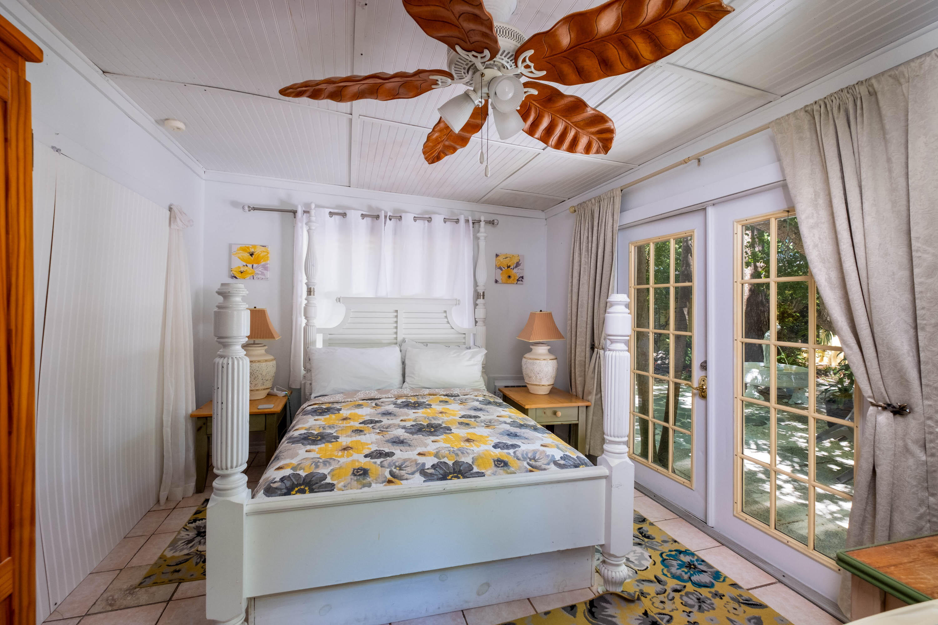 KEY LARGO, Florida, 33037, United States, 10 Bedrooms Bedrooms, ,9 BathroomsBathrooms,Residential,For Sale,1759223