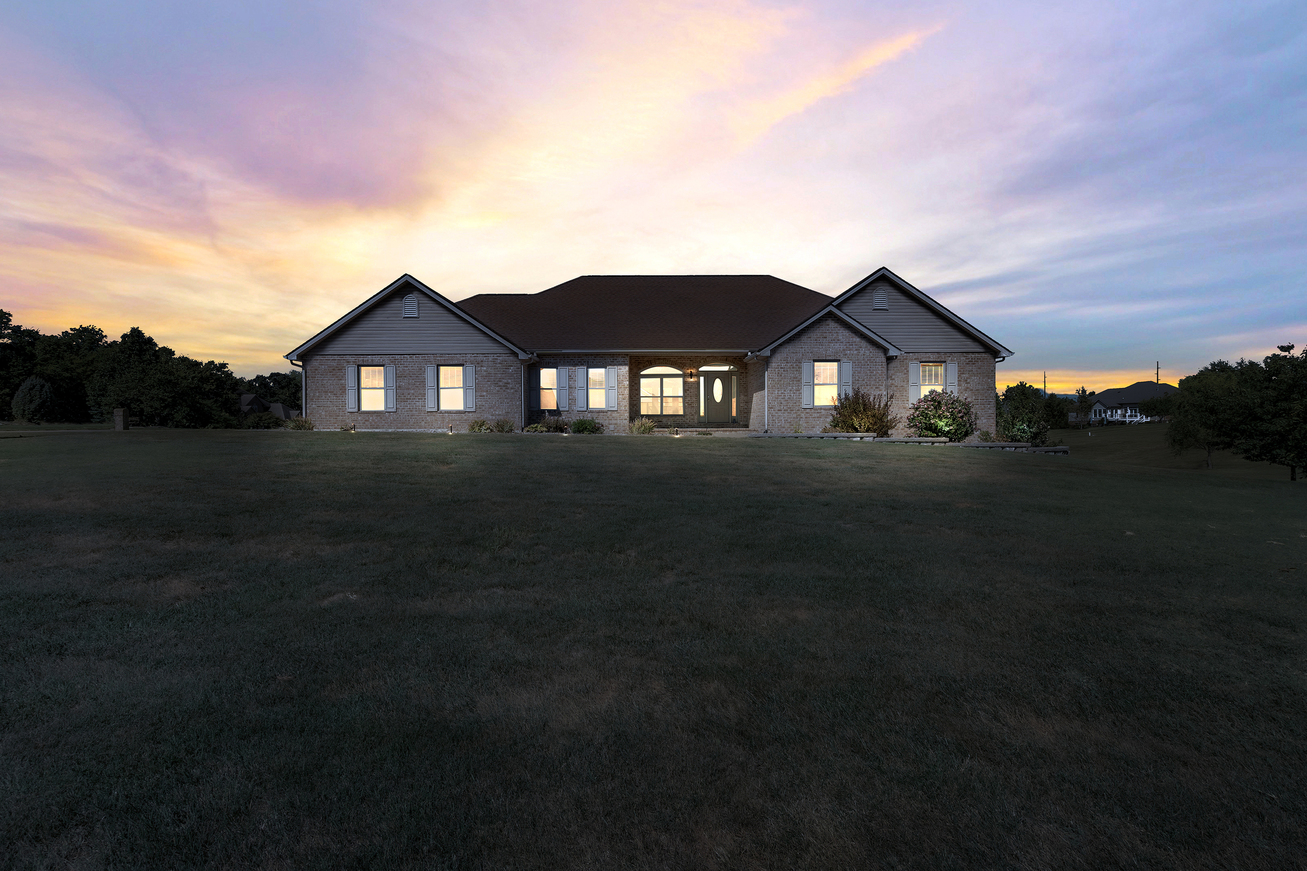 Waterloo, Illinois, 62298, United States, 5 Bedrooms Bedrooms, ,4 BathroomsBathrooms,Residential,For Sale,1978838