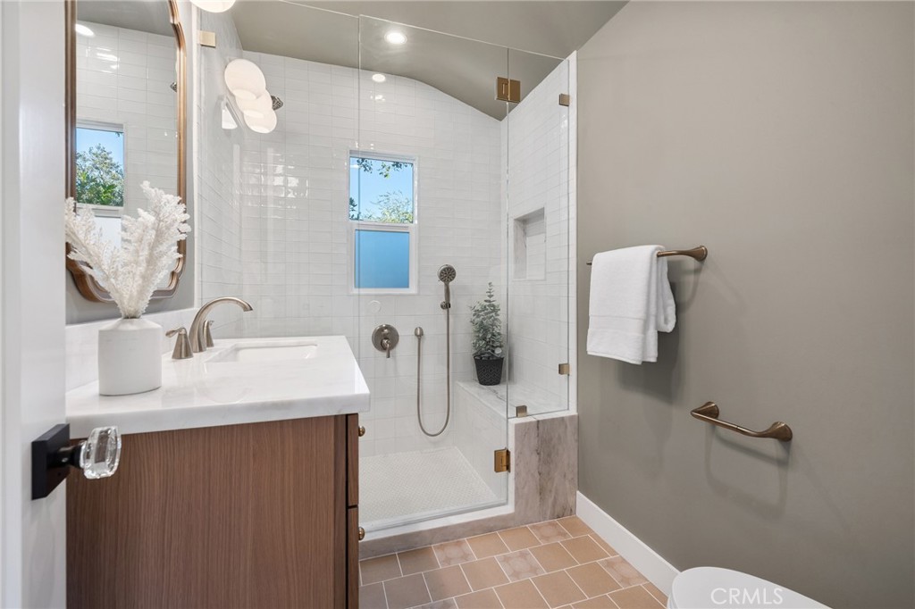 Pasadena, California, 91105, United States, 3 Bedrooms Bedrooms, ,3 BathroomsBathrooms,Residential,For Sale,1941593