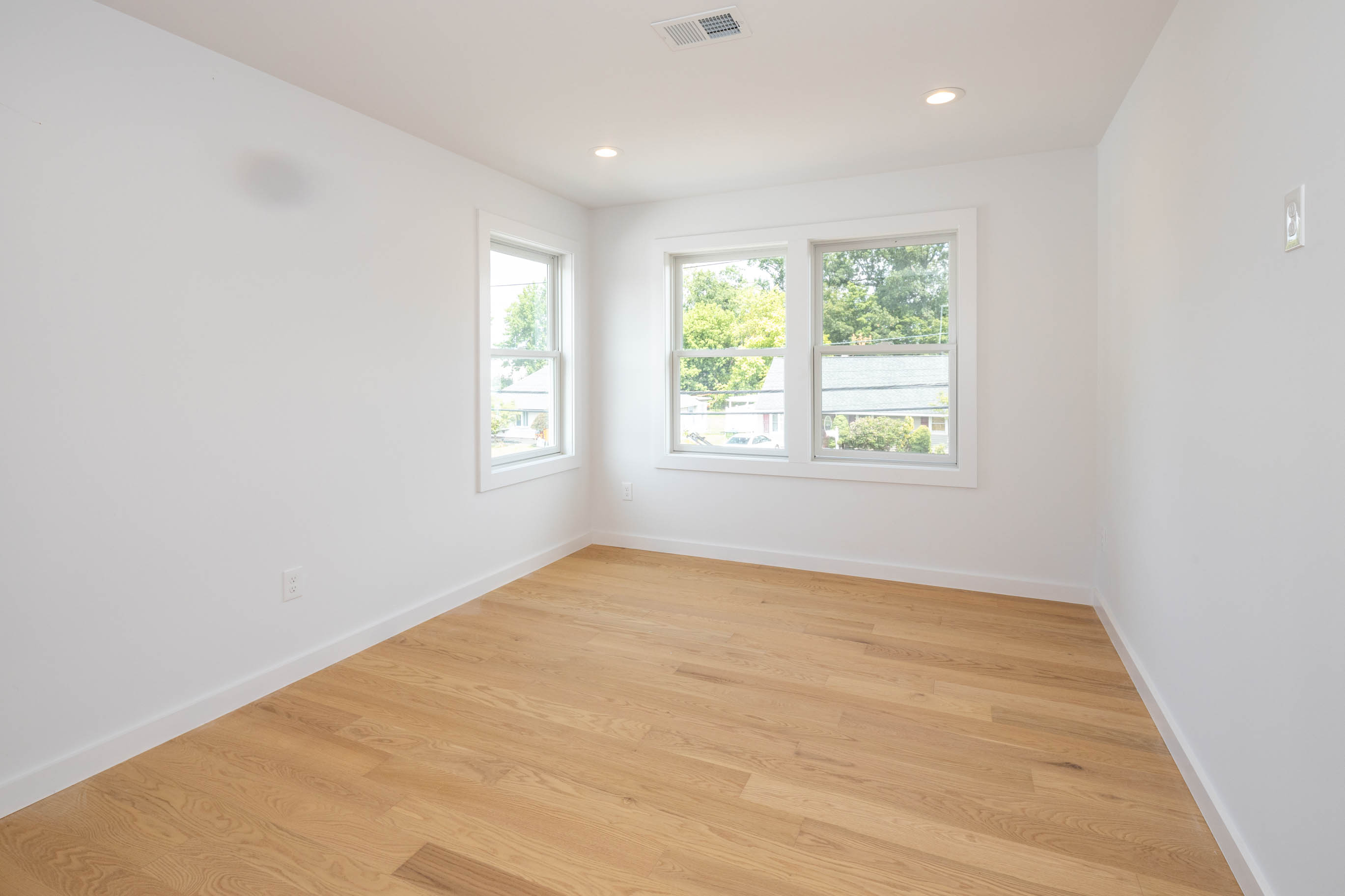 Edison, New Jersey, 08817, United States, 5 Bedrooms Bedrooms, ,4 BathroomsBathrooms,Residential,For Sale,1943601