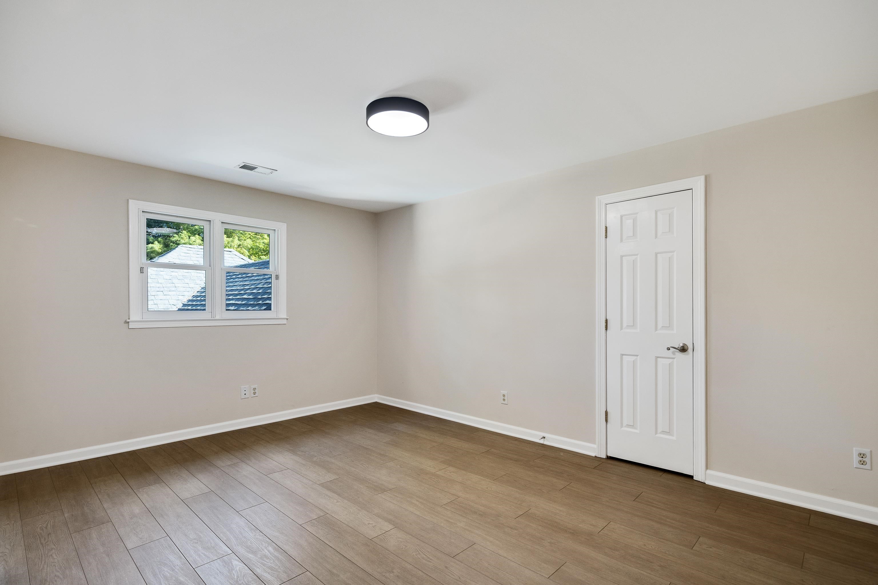 Germantown, Tennessee, 38139, United States, 4 Bedrooms Bedrooms, ,4 BathroomsBathrooms,Residential,For Sale,1985458