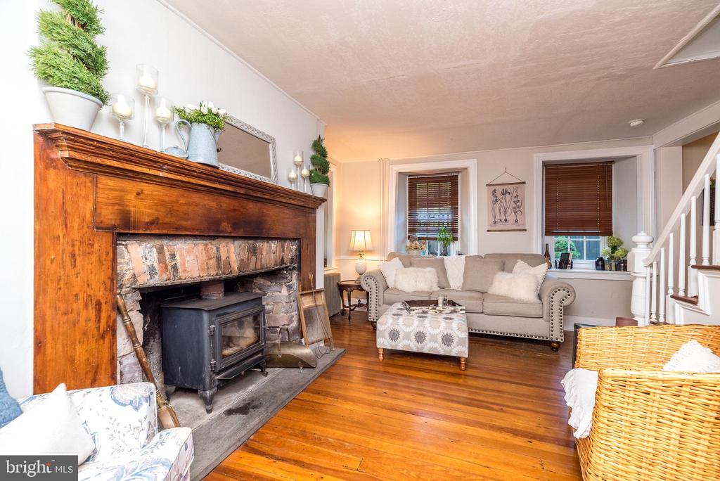 Ottsville, Pennsylvania, 18942, United States, 3 Bedrooms Bedrooms, ,3 BathroomsBathrooms,Residential,For Sale,1950550