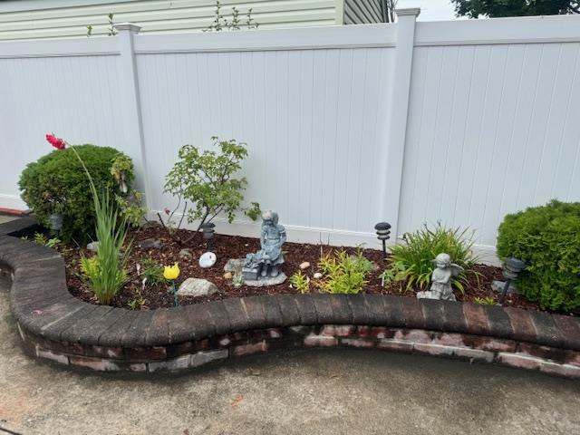 Levittown, New York, 11756, United States, 4 Bedrooms Bedrooms, ,1 BathroomBathrooms,Residential,For Sale,1892723
