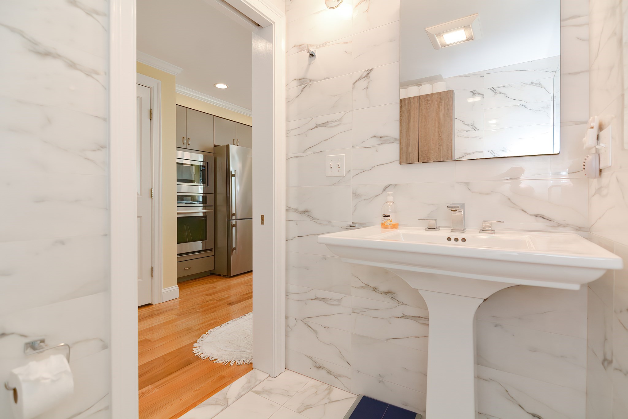 East Boston, Massachusetts, 02128, United States, 2 Bedrooms Bedrooms, ,1 BathroomBathrooms,Residential,For Sale,1938178