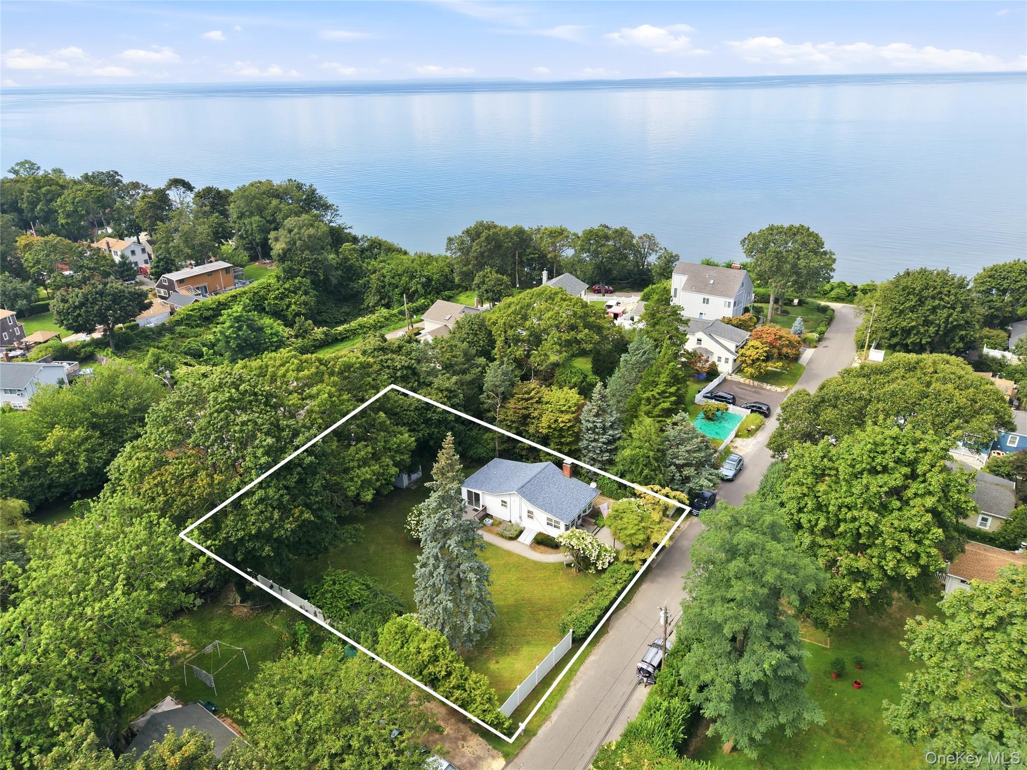 Queen Rd, Rocky Point, NY 11778 #1