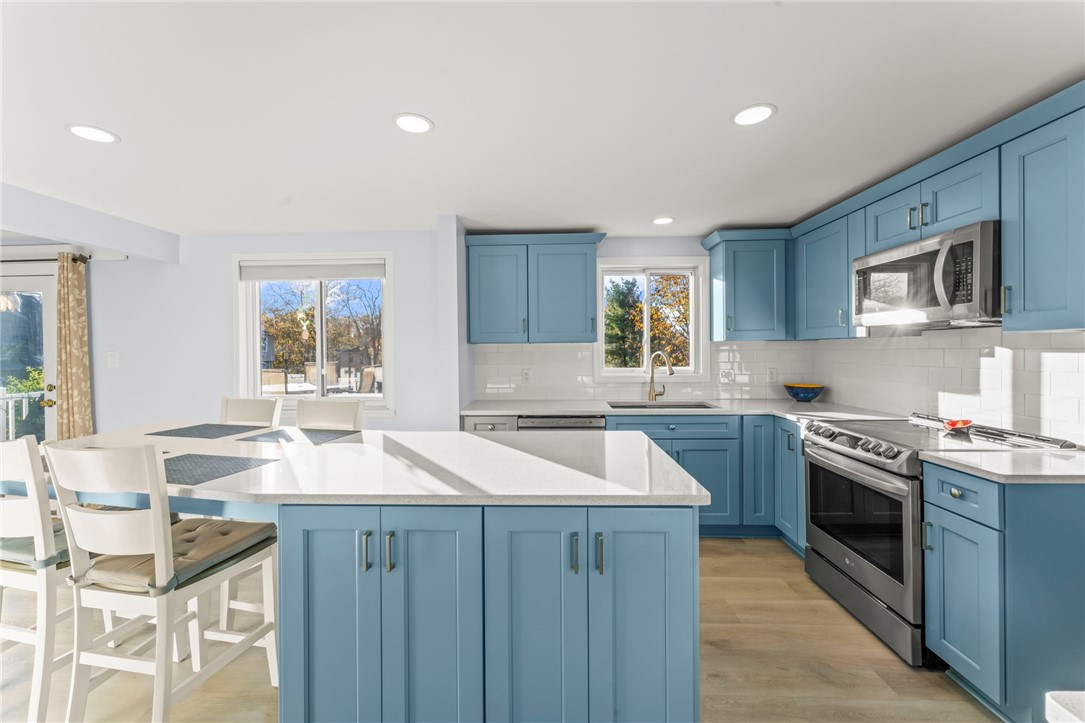 Pittsburgh, Pennsylvania, 15241, United States, 4 Bedrooms Bedrooms, ,4 BathroomsBathrooms,Residential,For Sale,1977742