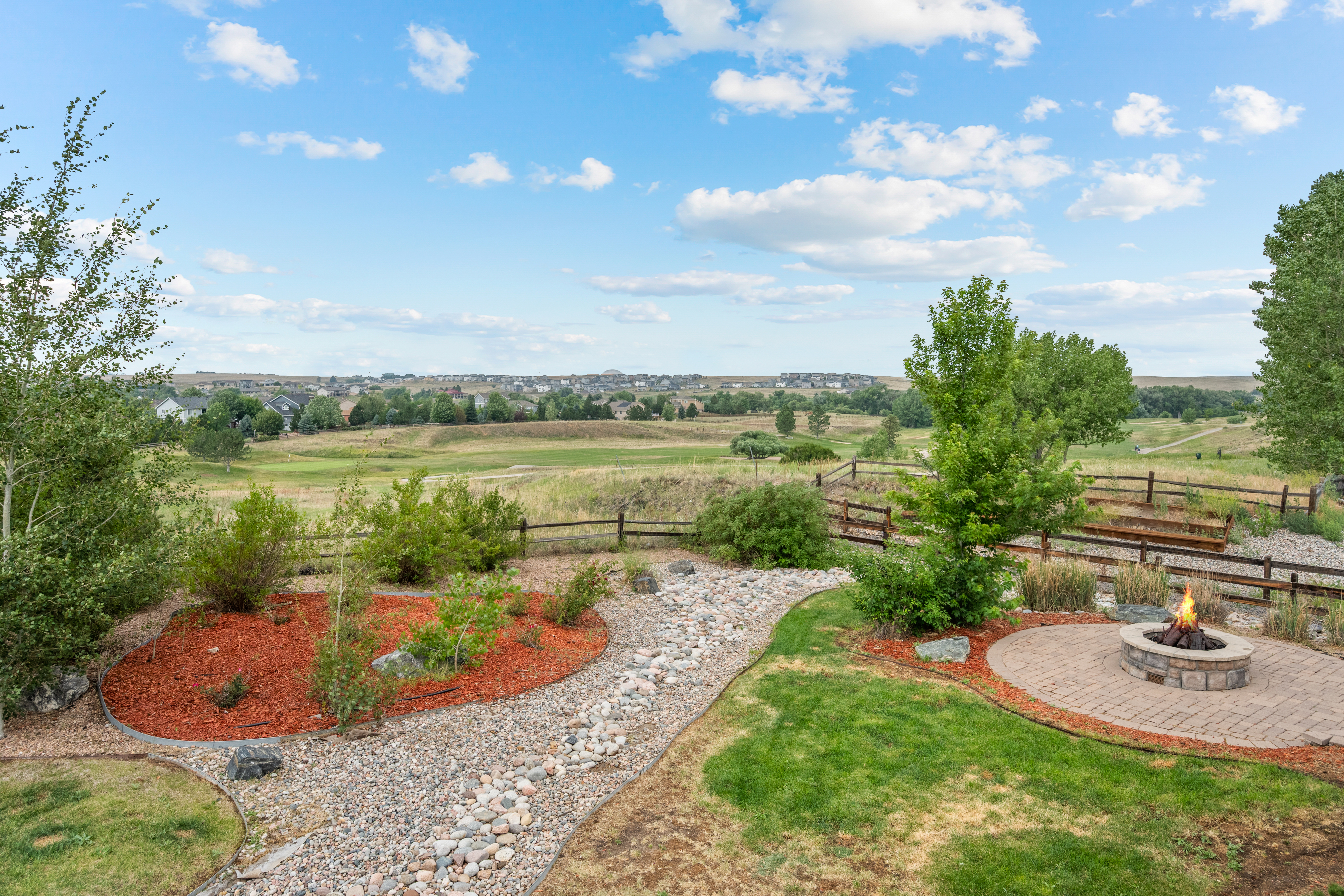  Experience elevated Colorado living in this exceptional ranch-style home. - 物件實景